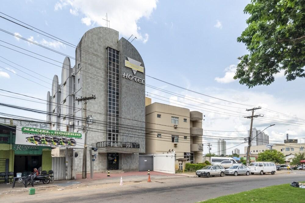 Mangabeiras Hotel Goiânia Exterior foto